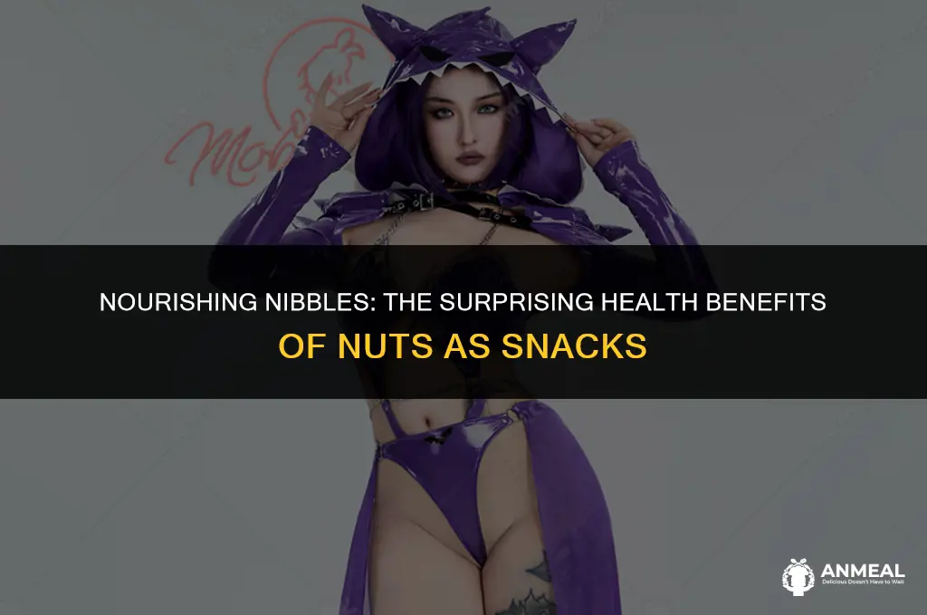 are nuts good to snack on