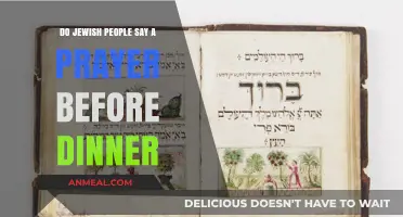 Jewish Dinner Blessings: Understanding Pre-Meal Prayers and Traditions