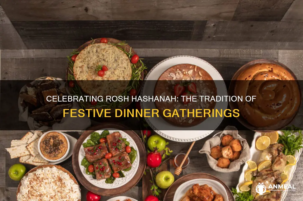 do people do rosh hashanah dinner