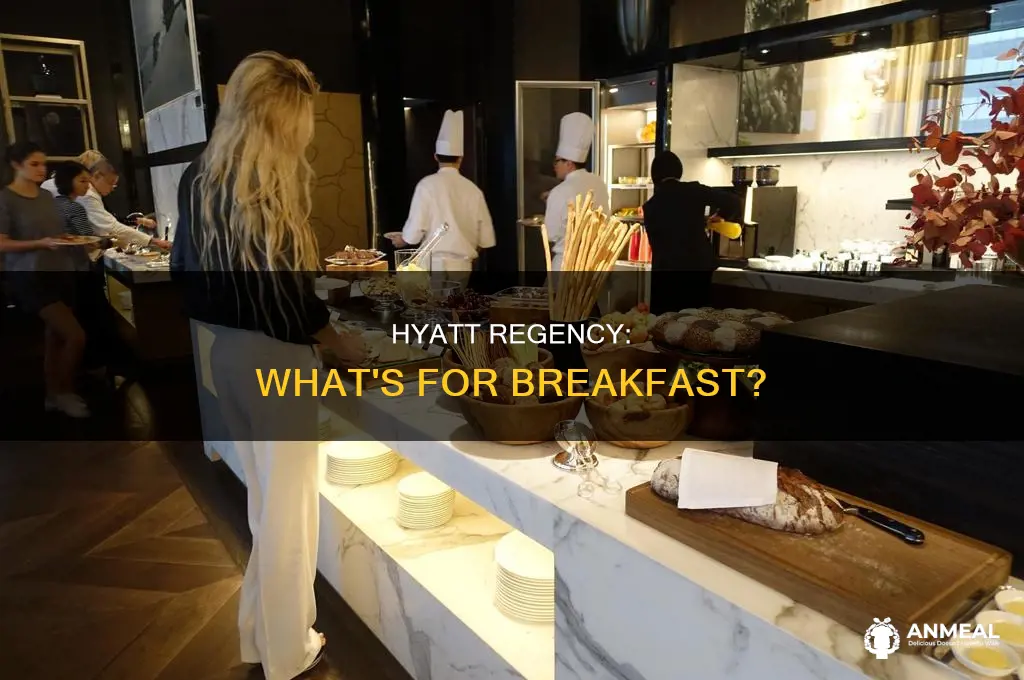 does hyatt regency have complimentary breakfast