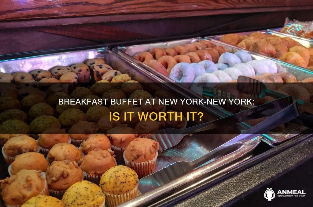 does new york new york have a breakfast buffet