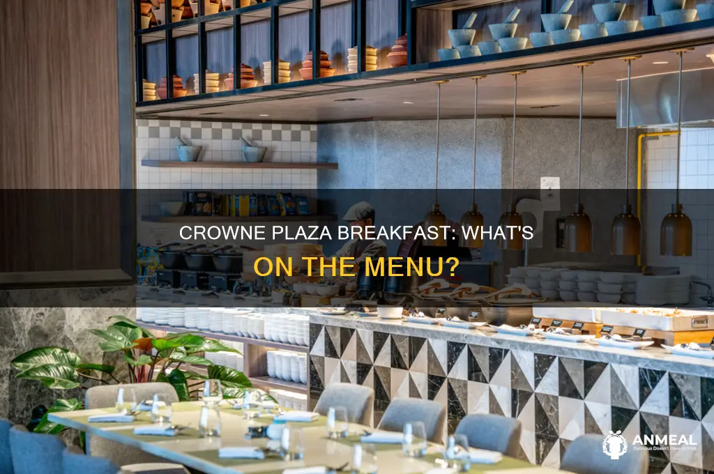 does the crowne plaza have breakfast