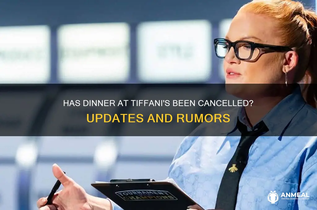 has dinner at tiffani