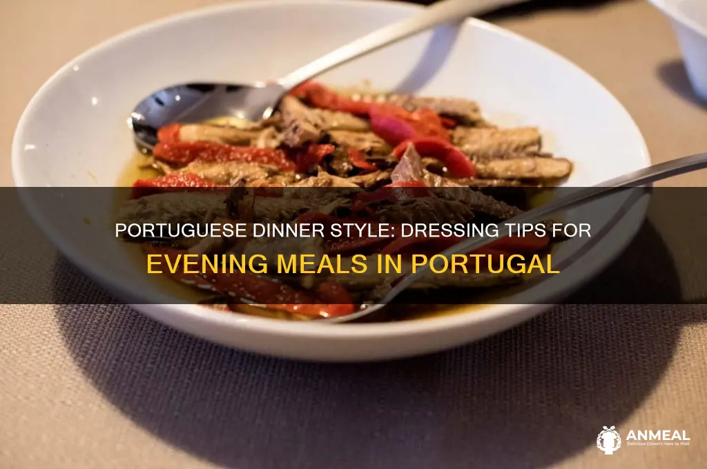 how do peopl dress in potyugal to go to dinner