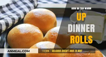 Quick Tips to Perfectly Warm Up Dinner Rolls for Any Meal