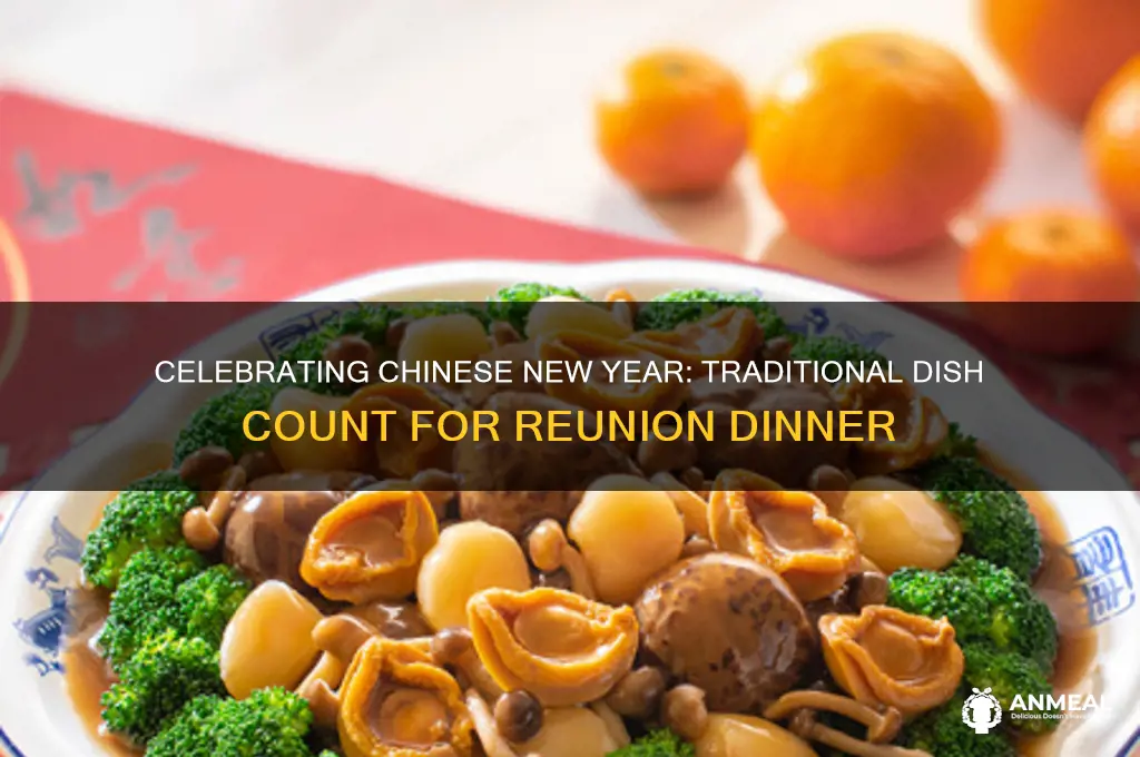 how many dishes for chinese new year dinner