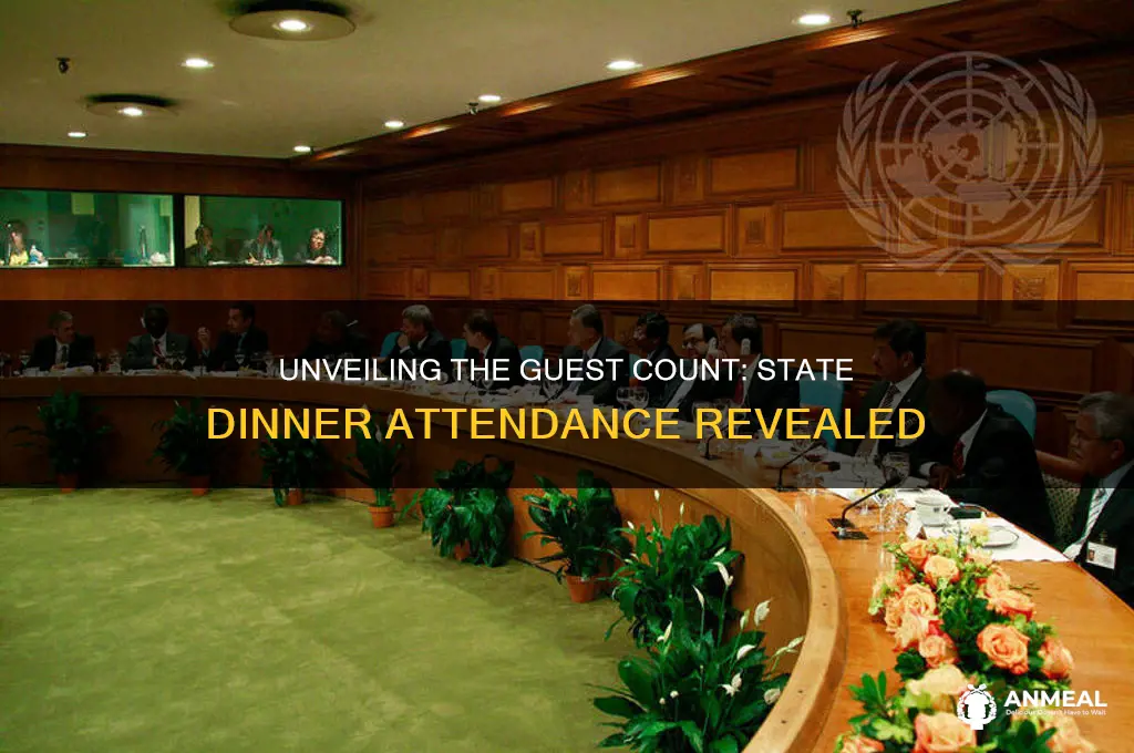 how many people attended the state dinner
