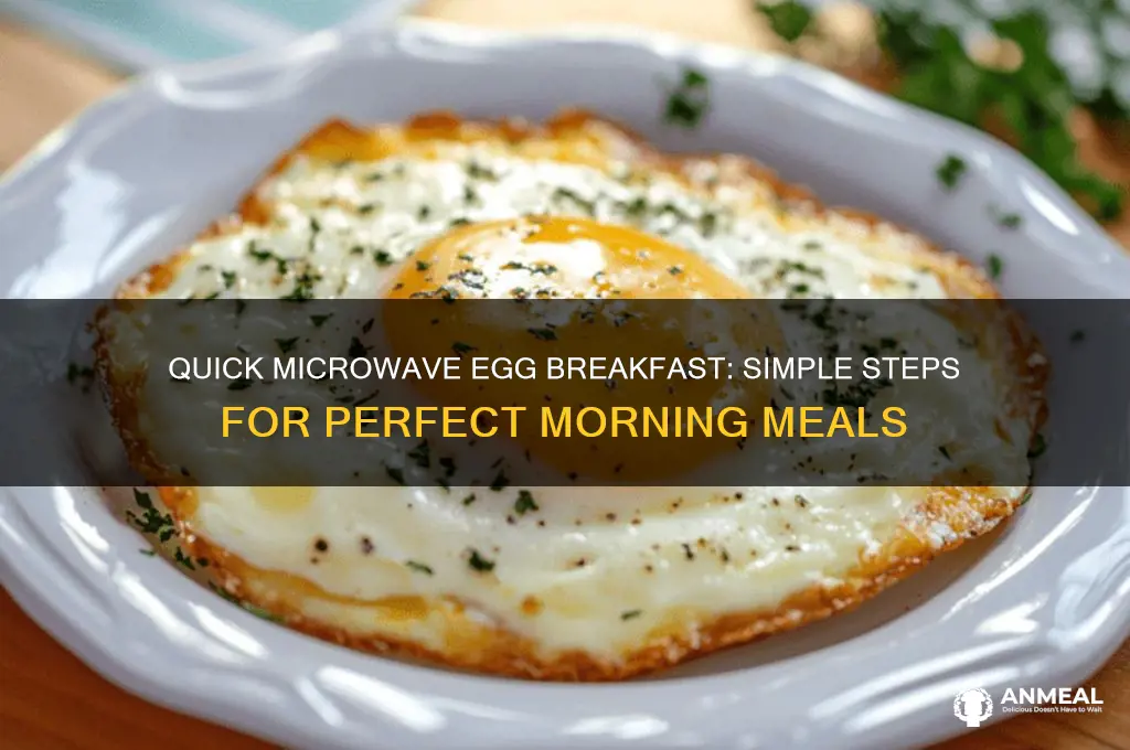 how to cook an egg in the microwave for breakfast