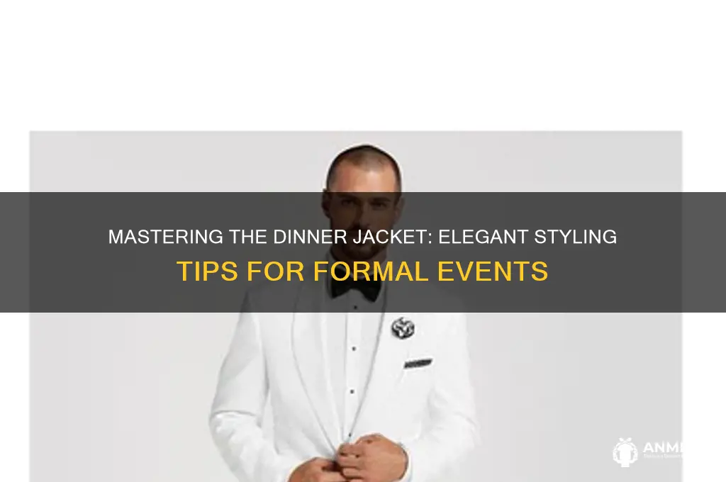 how to dress a dinner jacket