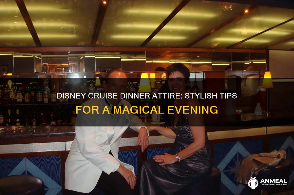 how to dress for dinner on a disney cruise