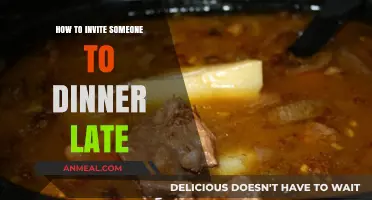 Last-Minute Dinner Invites: Tips for Graciously Extending Late Offers