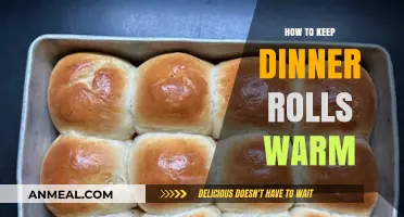 Perfectly Warm Dinner Rolls: Tips for Serving Fresh and Cozy Bread