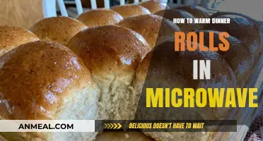 Quickly Warm Dinner Rolls in the Microwave: Easy Tips & Tricks