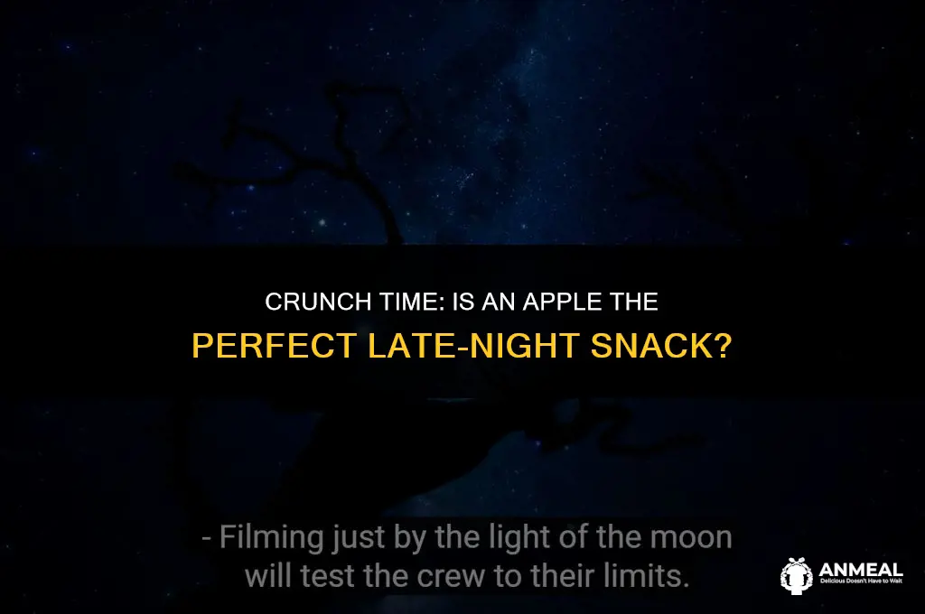 is an apple a good late night snack