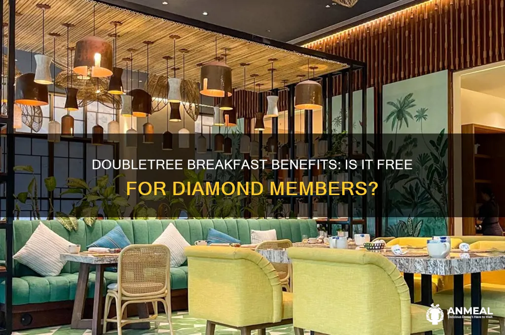 is breakfast complimentary at doubletree for diamond status
