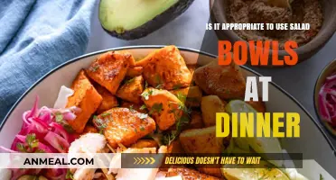 Salad Bowls at Dinner: Stylish Choice or Table Setting Faux Pas?