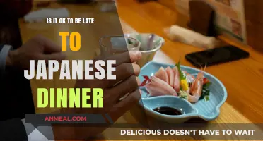 Is Being Late to a Japanese Dinner Acceptable? Etiquette Explained