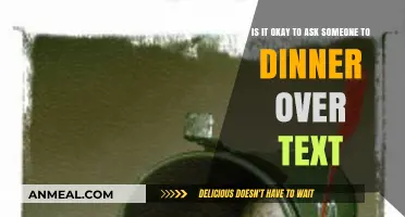 Texting Dinner Invites: Polite or Pushy? Etiquette Explained