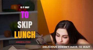 Is Skipping Lunch Ever Okay? Nutritionists Weigh In