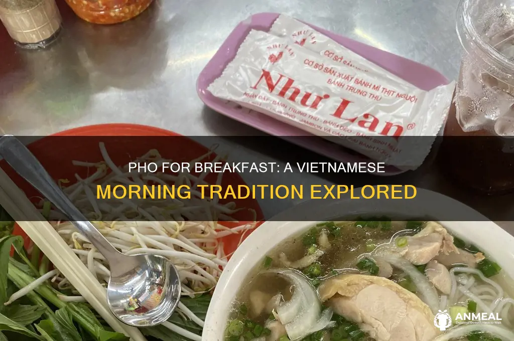 is pho a breakfast food in vietnam