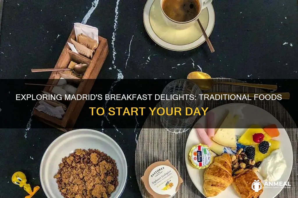 what are breakfast foods in madrid