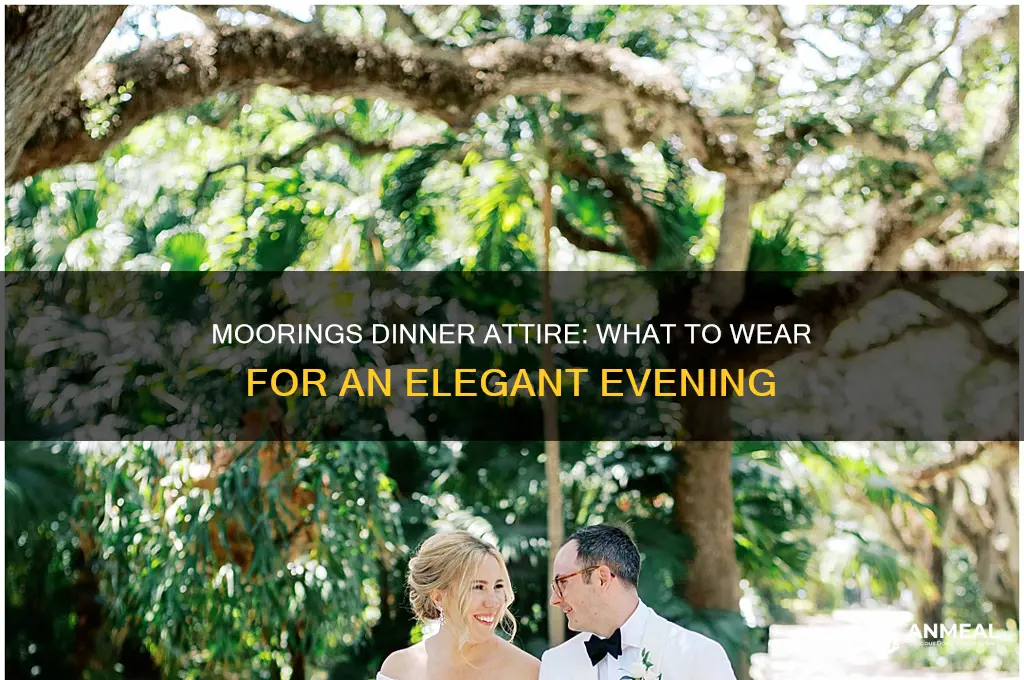 what do people where on the moorings for dinner