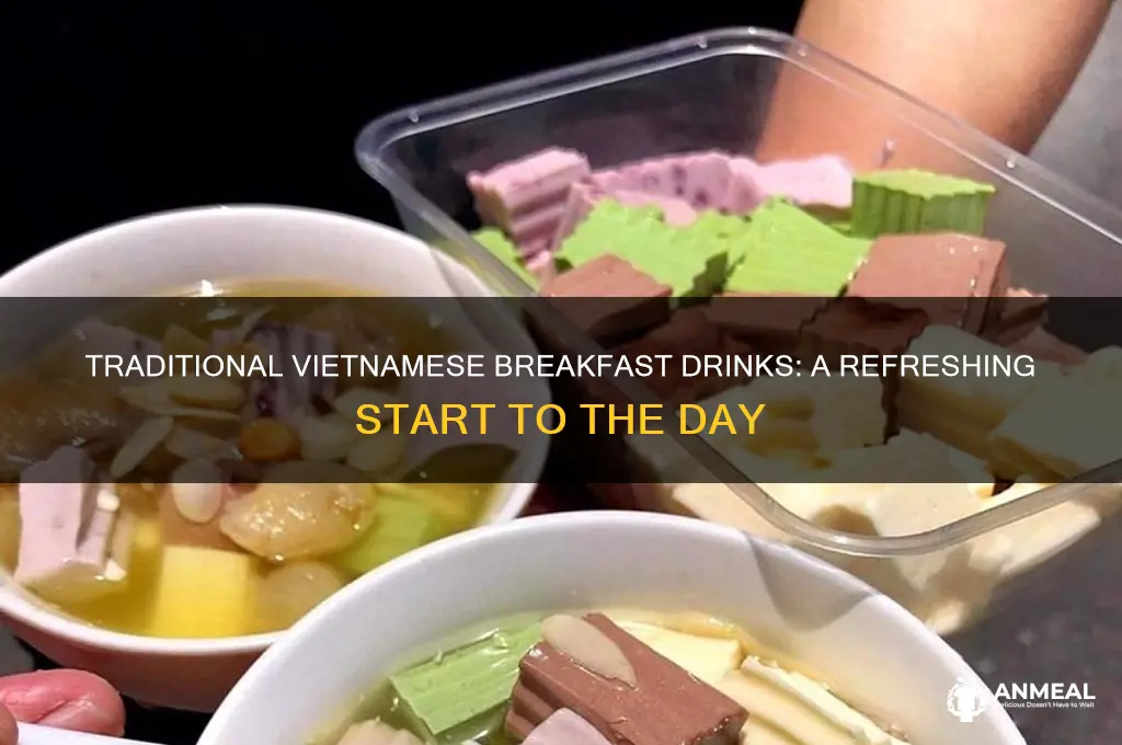 what do vietnamese drink for breakfast