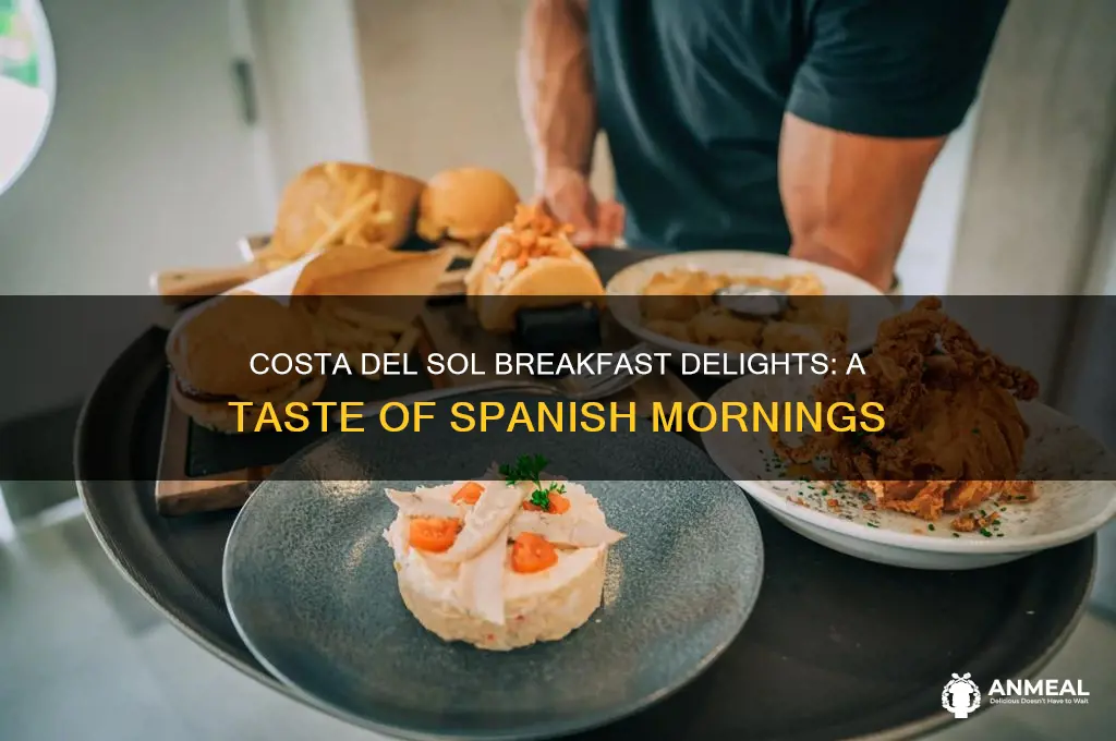 what is a typical breakfast in costa del sol spain