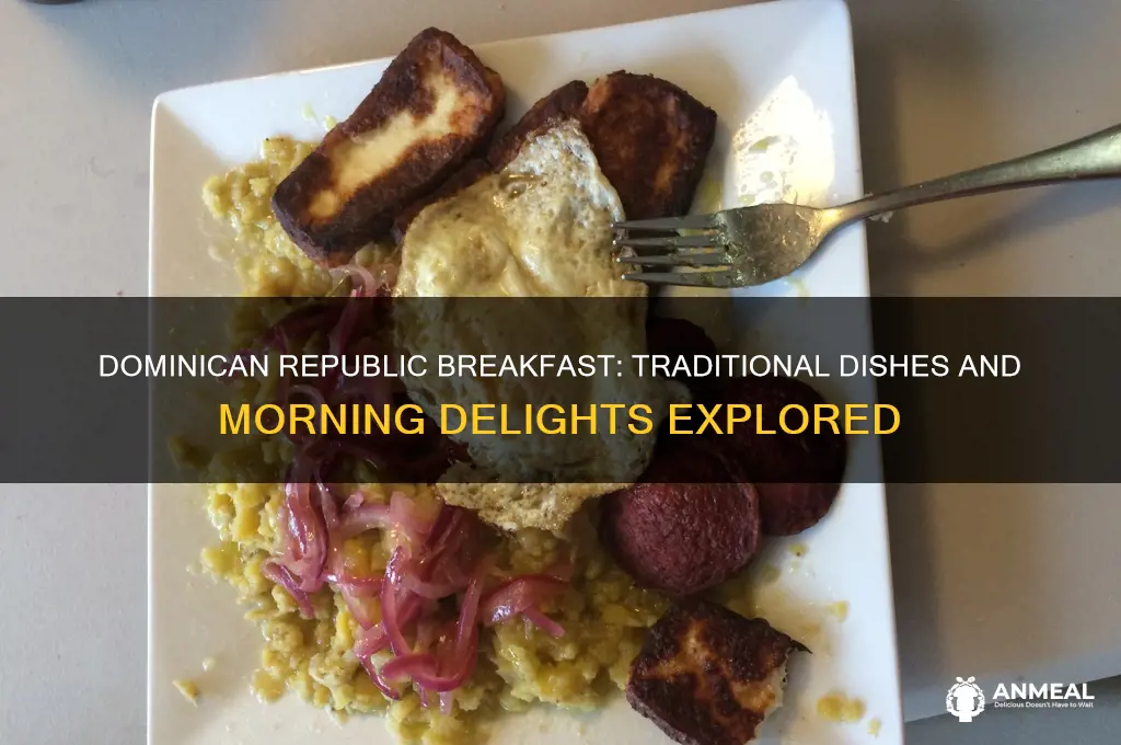 what is a typical breakfast in dominican republic