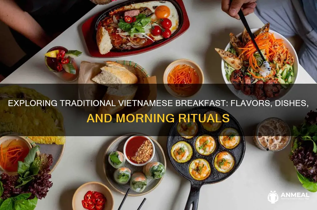 what is a vietnamese breakfast