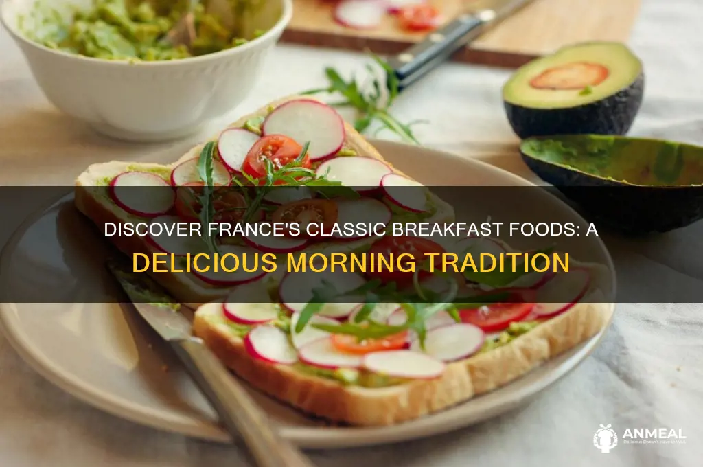 what normal breakfast foods in france