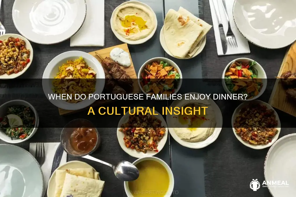 what time dinner in portugal