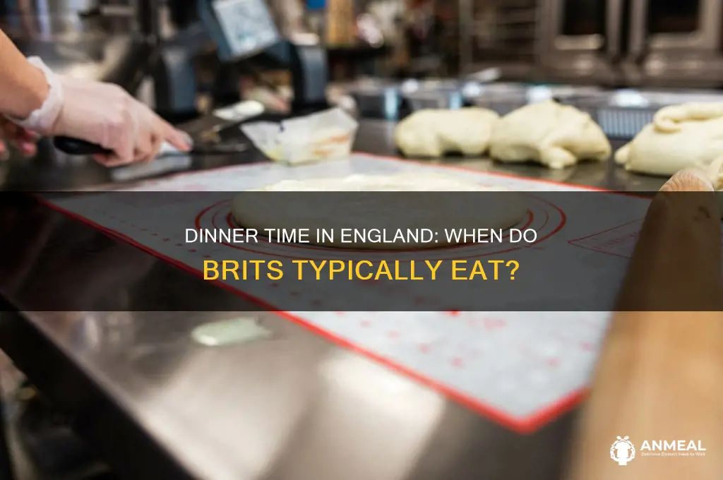 what time do they have dinner in england