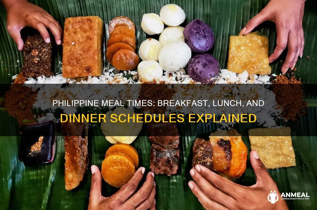 what time is breakfast lunch and dinner in the philippines