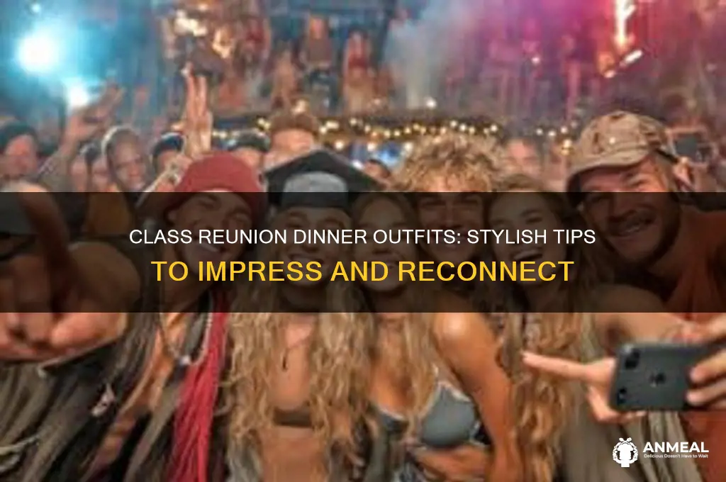 what to waer to class reunion dinner