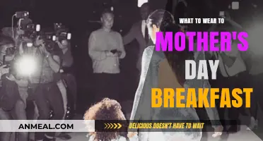 Chic & Cozy Mother's Day Breakfast Outfit Ideas for Her