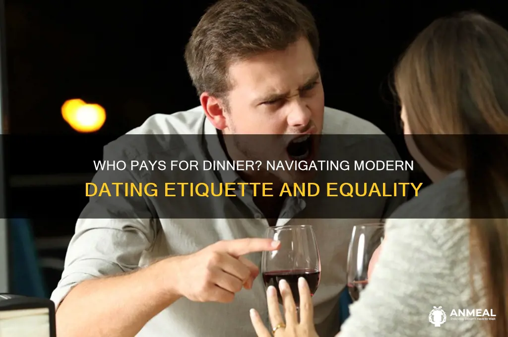 when dating who should pay for dinner