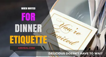 Mastering Dinner Invitations: Etiquette Tips for Gracious Guests