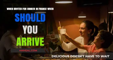 French Dinner Etiquette: Perfect Timing for Your Invitation