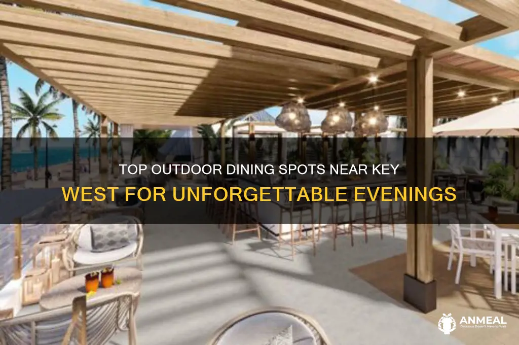 where to have dinner outside key west